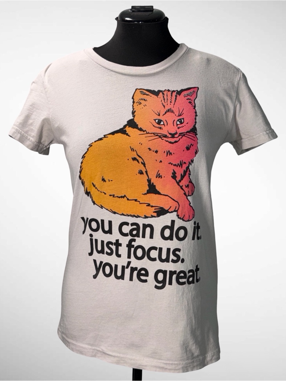 Women’s Focus Cat Funny Tee Shirt Size Large
